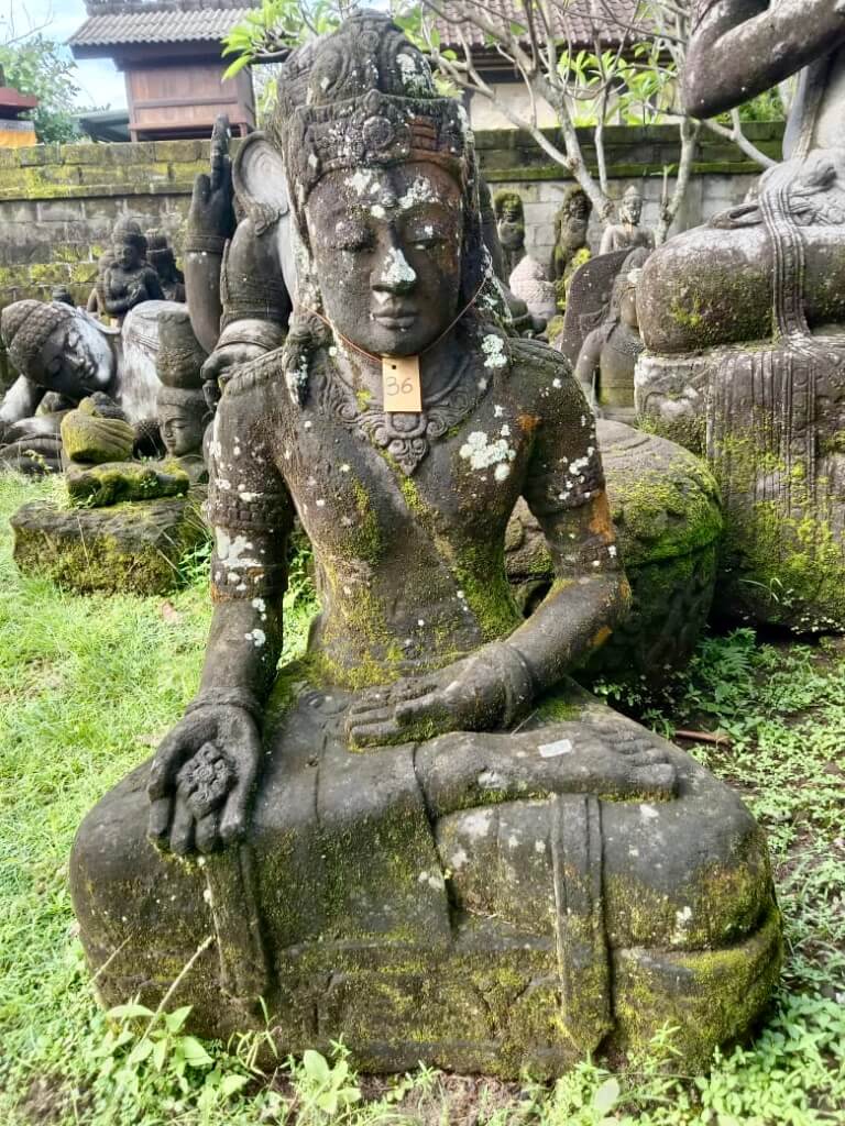 Göttin Dewi antik 115 cm