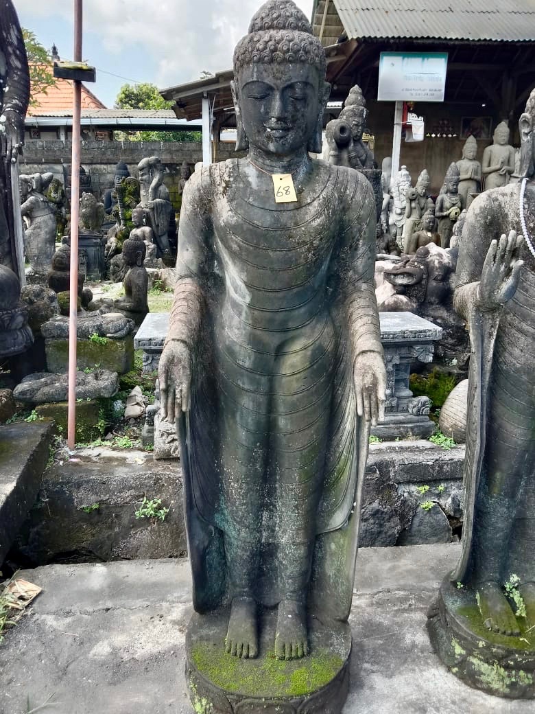 exzellente Flussstein Buddha Statue 172 cm