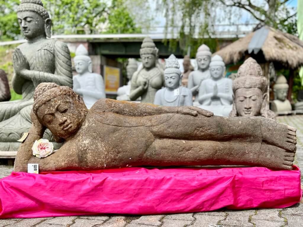 Buddha liegend mit Monsoonfinish 150 cm