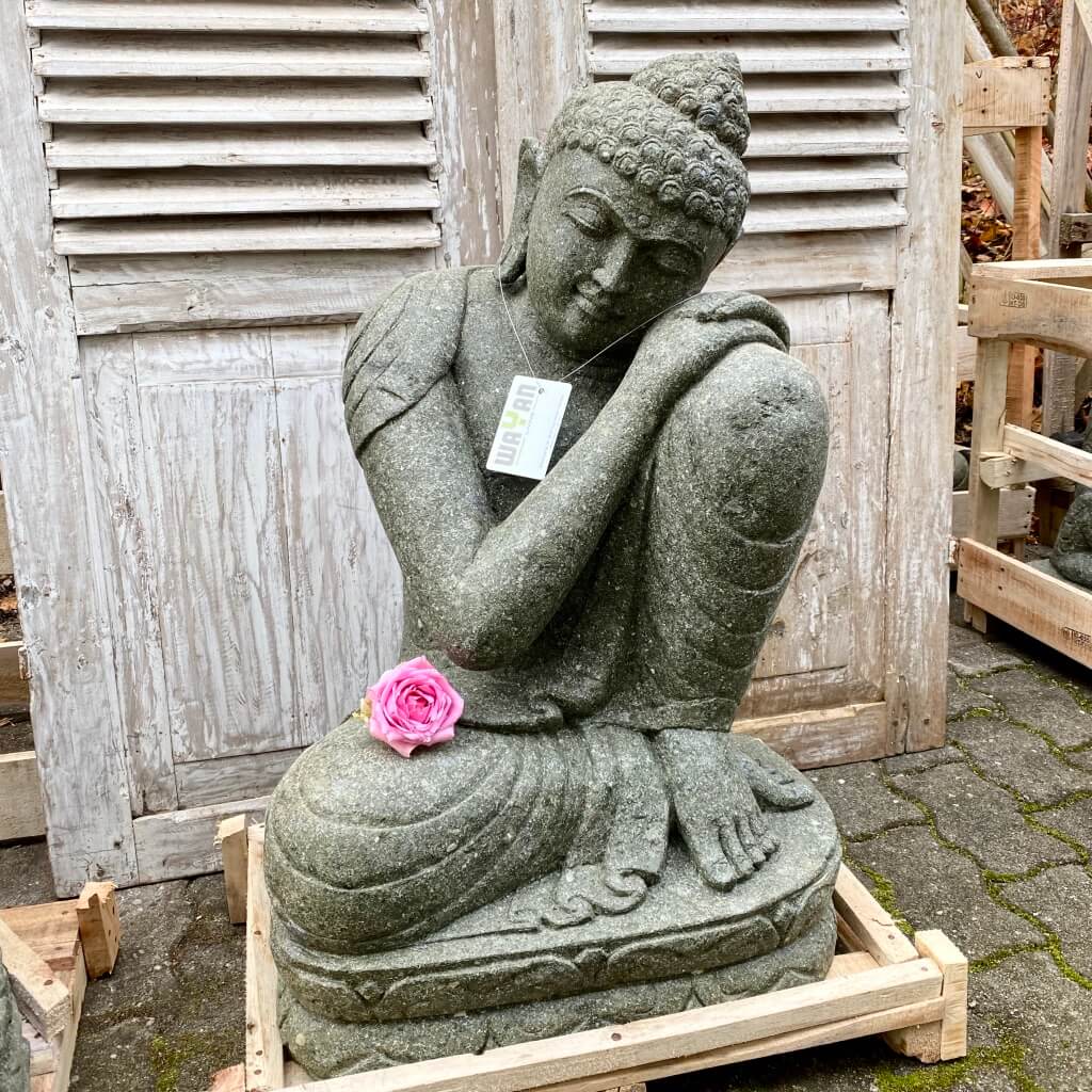 Träumender Buddha Steinfigur 82 cm