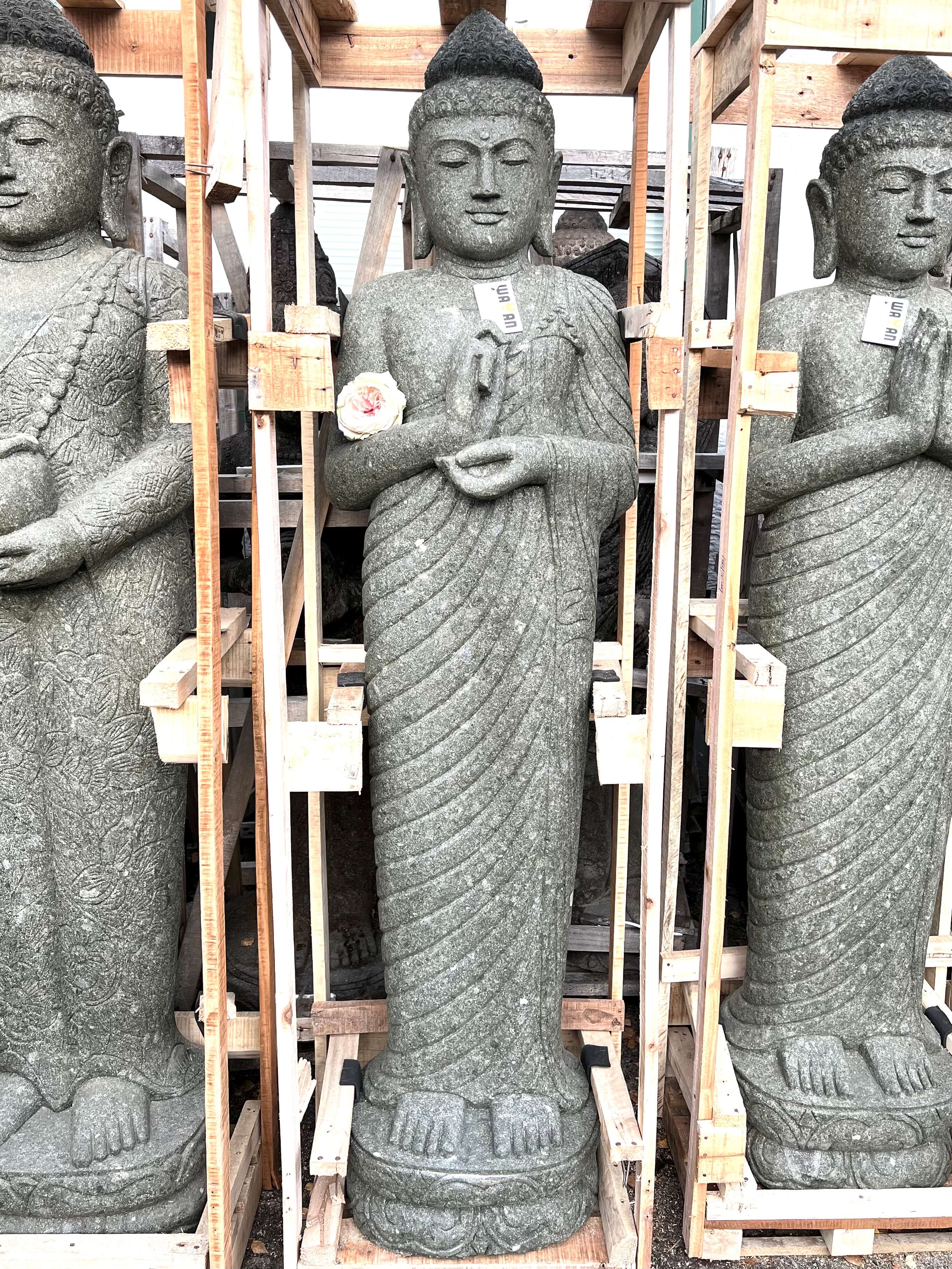 große Buddhastatue stehend 181 cm