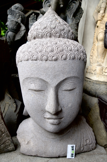 Riverstone Steinbüste Buddha