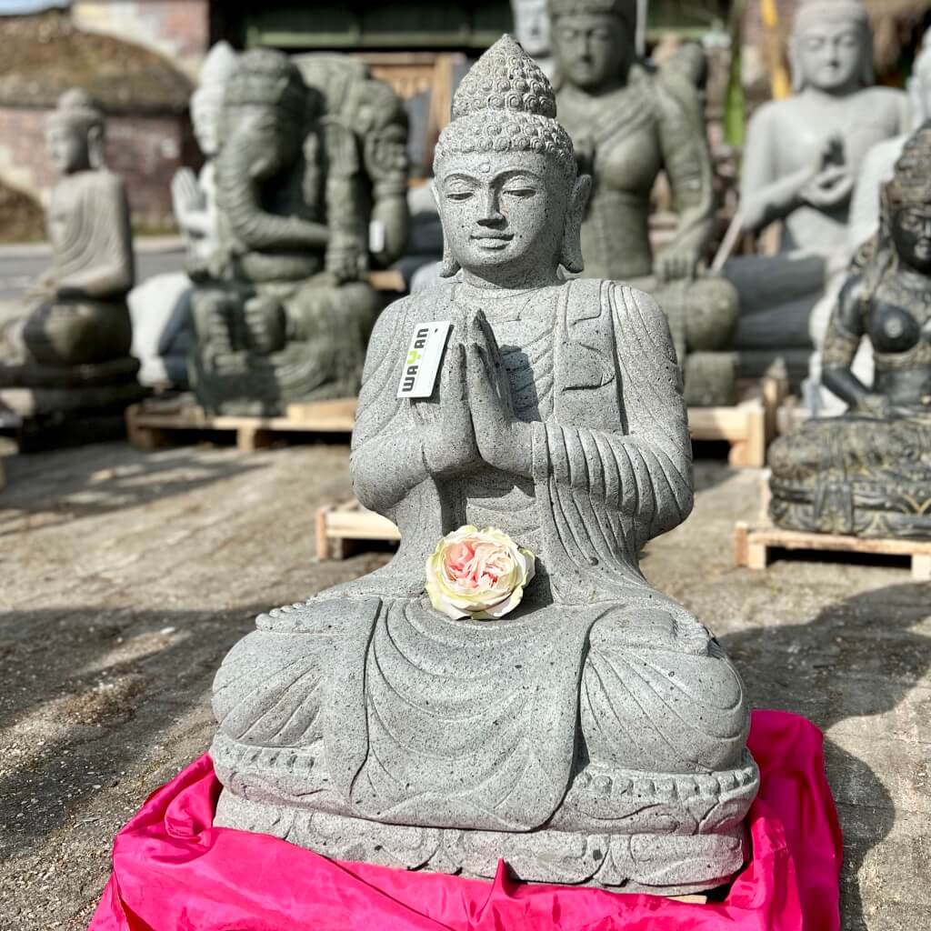 Namaste Buddhastatue Riverstone 85 cm