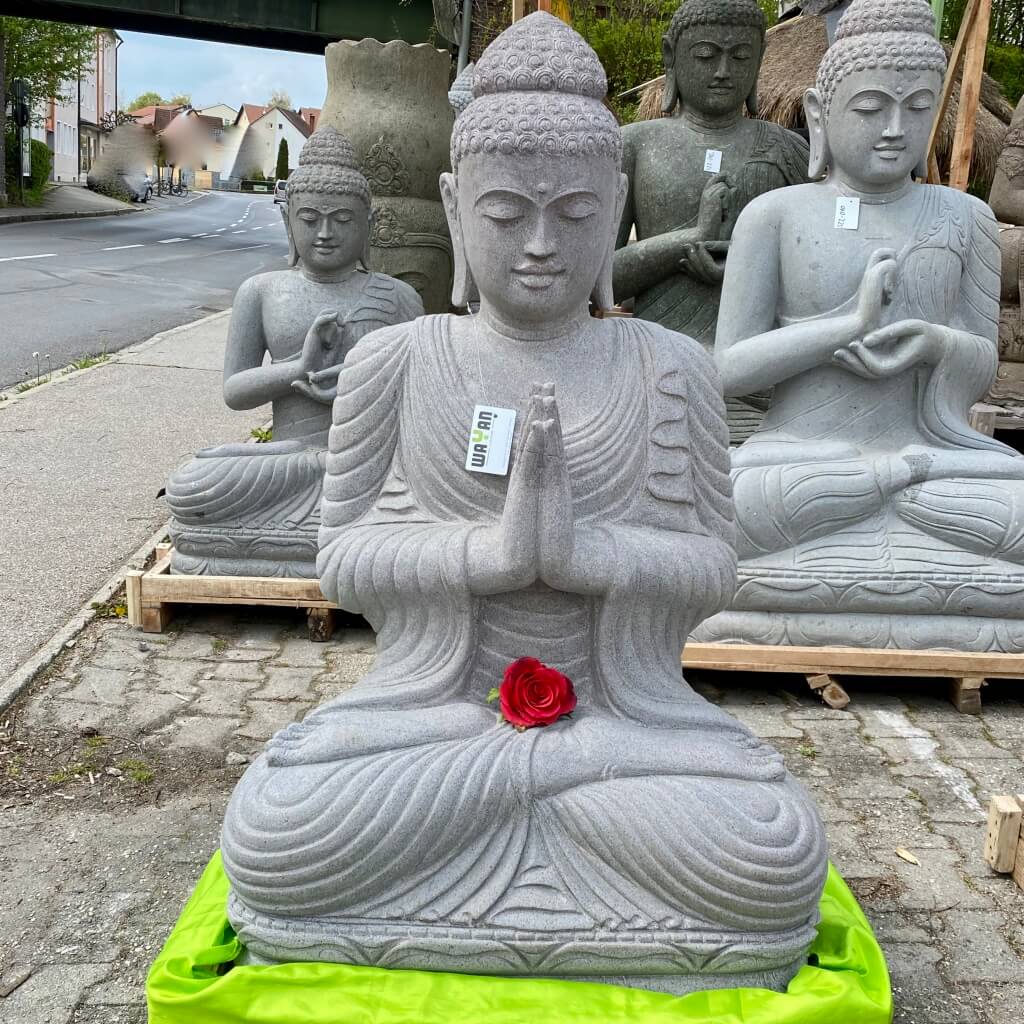 mächtige Buddhastatue Riverstone 123 cm