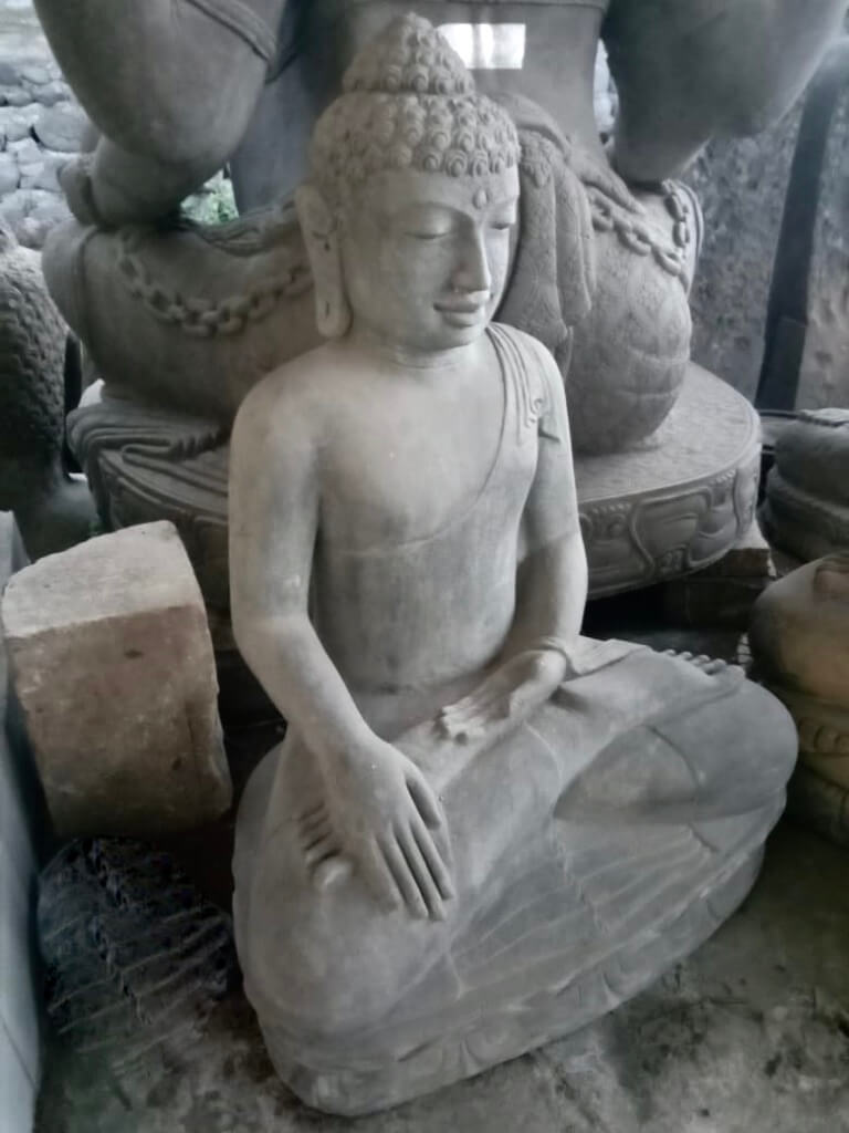 Buddhastatue Flussstein Monsoon 85 cm