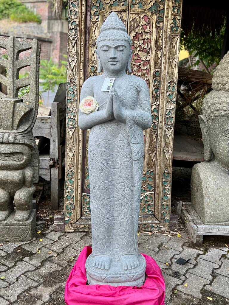 Namaste Buddha Flussstein mit Arabesken 150 cm